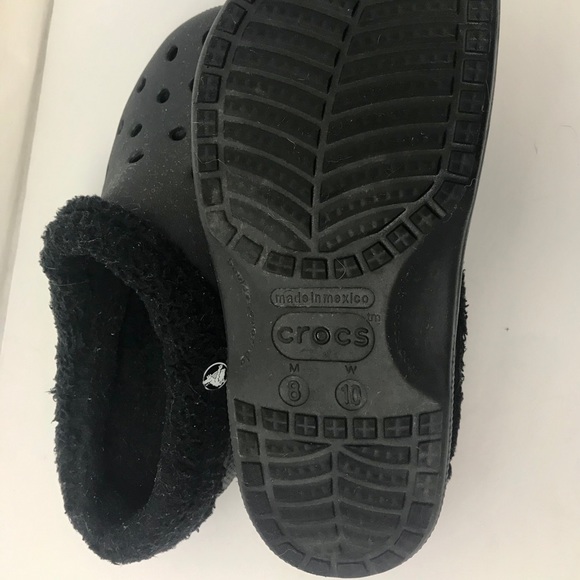 mens black fur crocs